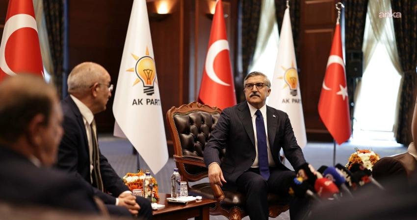 Siyasi partiler arası bayramlaşma… CHP’den üç bayram sonra AK Parti’ye bayram ziyareti CHP heyeti, AK Parti'ye, üç bayram aranın ardından bayram ziyaretinde