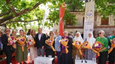 Ayvalık Belediyesi’nin düzenlediği 9. Teferiç Şenlikleri kapsamında Anneler Günü’nde düzenlenen