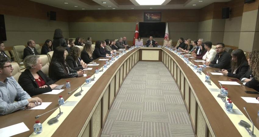 CHP Genel Başkan Yardımcısı Suat Özçağdaş, Dünya Psikologlar Günü dolayısıyla TBMM'de