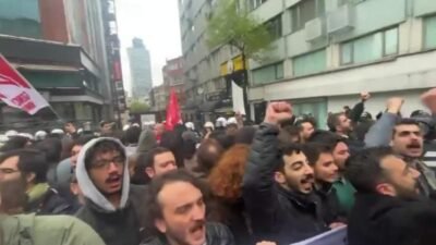 Devrim Partisi Genel Başkanı Erçin Fırat ve beraberindeki partililer, 1