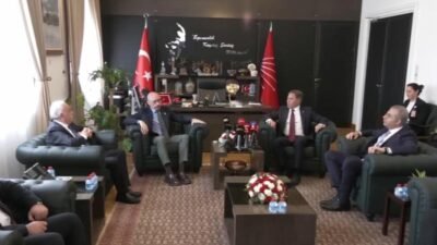 İYİ Parti Grup Başkanvekili Uğur Poyraz'ın başkanlığındaki heyet, TBMM'de CHP