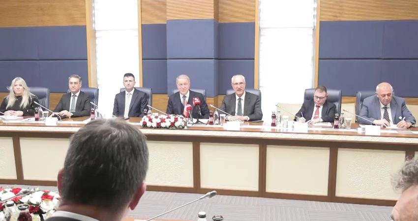 TBMM Milli Savunma Komisyonu Başkanı Hulusi Akar, Avrupa Birliği'ne (AB)