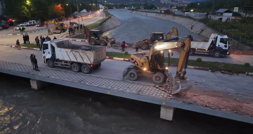 Tokat’ta günlerdir etkisini sürdüren sağanak yağışlar, Yeşilırmak’ın su seviyesini kritik