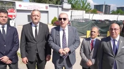  Zafer Partisi Genel Başkanı Ümit Özdağ, tutuklu Bursa Büyükşehir Belediye