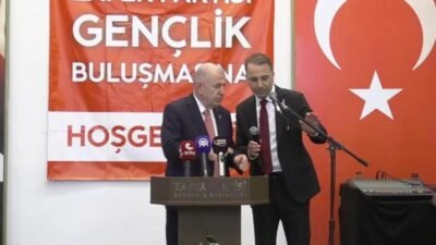 Zafer Partisi Genel Başkanı Ümit Özdağ, "Staj adı altında gençlerimizin