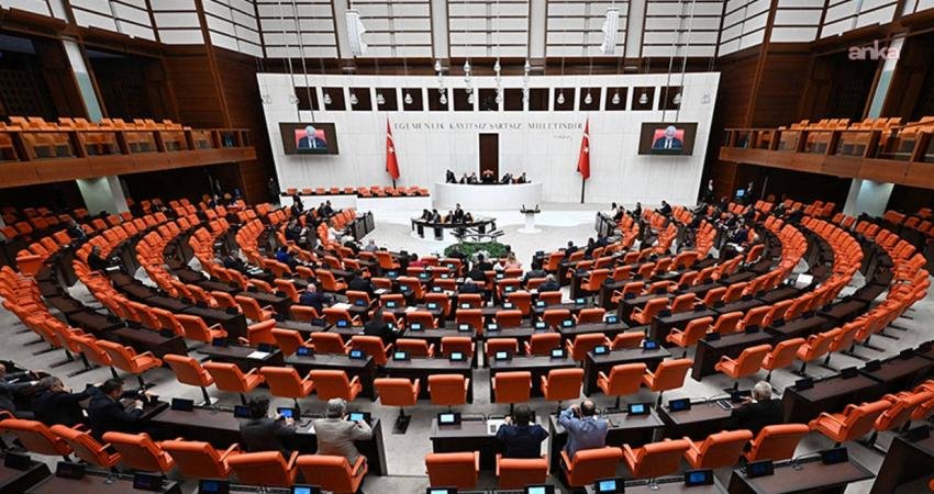 TBMM Dilekçe Komisyonu'na Nisan ayında 1544 dilekçe iletildi. Başvurular arasında