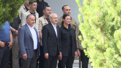 CHP’li bazı isimler çalışmalarına konutunda devam eden Kemal Kılıçdaroğlu’nu ziyaret