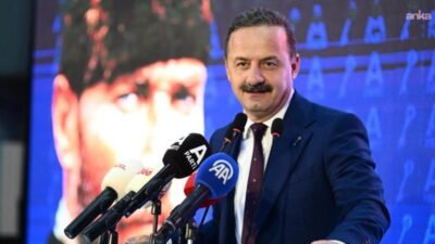 Anahtar Parti Genel Başkanı Yavuz Ağıralioğlu, partisinin Kastamonu halk buluşmasında,