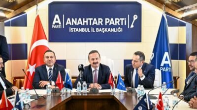 Anahtar Parti Genel Başkanı Yavuz Ağıralioğlu, partisinin İstanbul İl Başkanlığı
