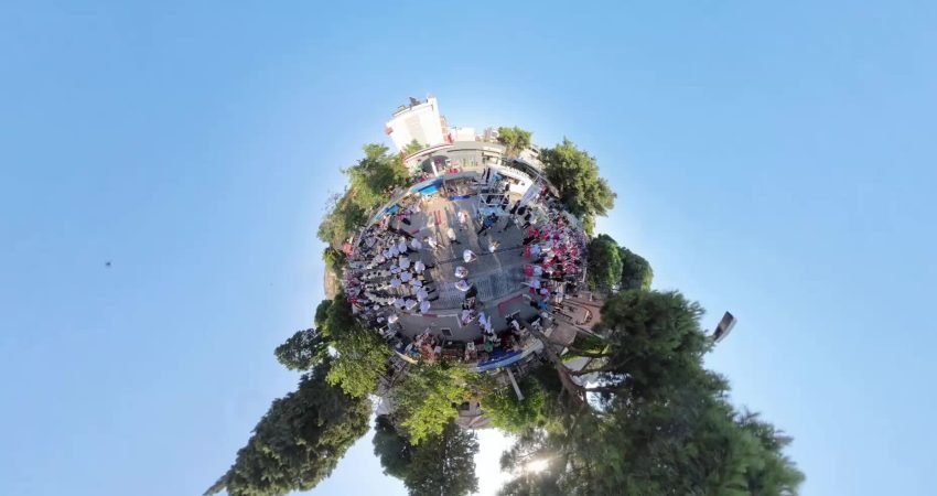 Türkiye'nin ilk, dünyanın ise en köklü festivalleri arasında gösterilen Uluslararası