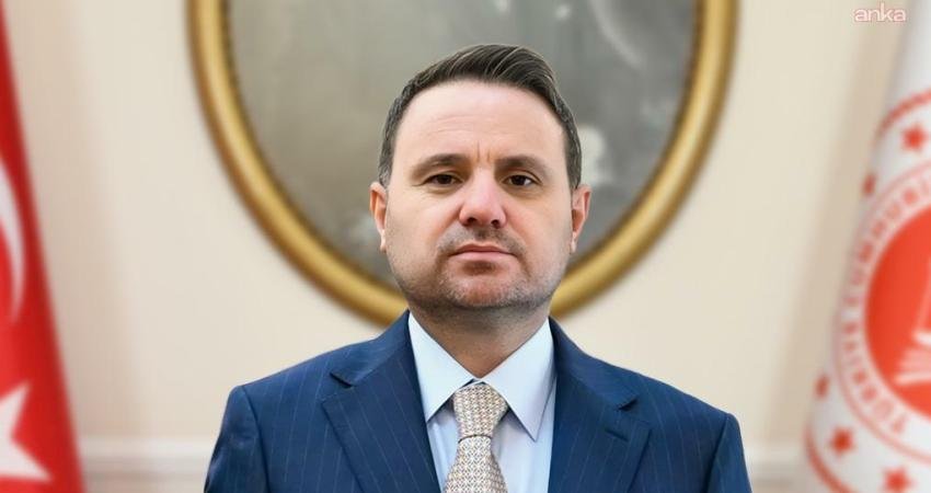 Adalet Bakanı Gürlek: “Biri 10 ve diğeri 12 yıldır aydınlatılamayan iki vahşi cinayetin failleri tespit edilerek adalete teslim edilmiştir” Adalet Bakanı Akın Gürlek, Faili Meçhul Suçları Araştırma Daire Başkanlığı'nın