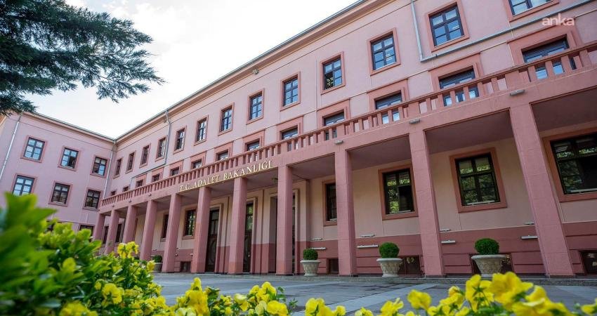 Adalet Bakanı Akın Gürlek, adalet teşkilatına 15 bin yeni personel