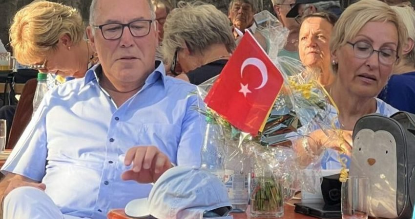 Almanya'nın Margetshöchheim kentinde 18 yıl belediye başkanlığı yapan Waldemar Brohm,