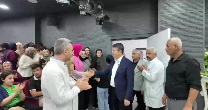 Adıyaman Belediyesi Kültür ve Eğitim Merkezi’nde (AKEM) eğitim gören öğrenciler,