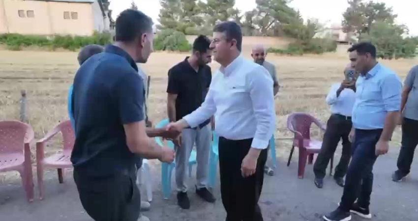 Adıyaman Belediye Başkanı Abdurrahman Tutdere, Siteler Mahallesi’nde vatandaşlarla bir araya