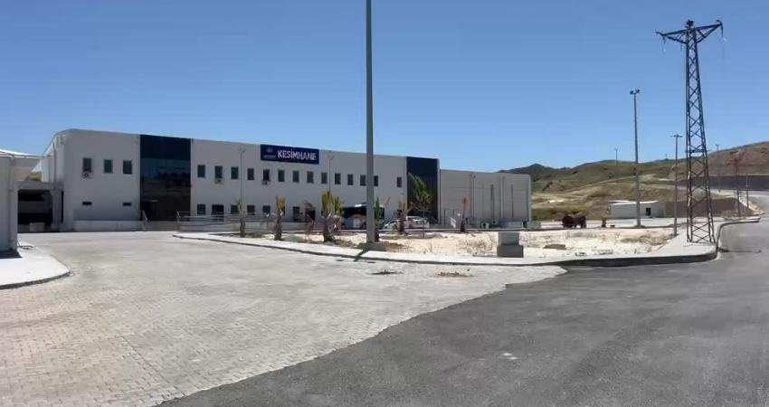 Adıyaman Belediyesi tarafından Kahta karayolu üzerinde yapımı tamamlanan hayvan pazarı,