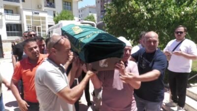 Ağrı’nın Hamur ilçesinde görev yaptığı sırada yaşamını yitiren ana sınıfı