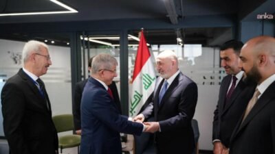 Gelecek Partisi Genel Başkanı Ahmet Davutoğlu, Irak temasları kapsamında Irak
