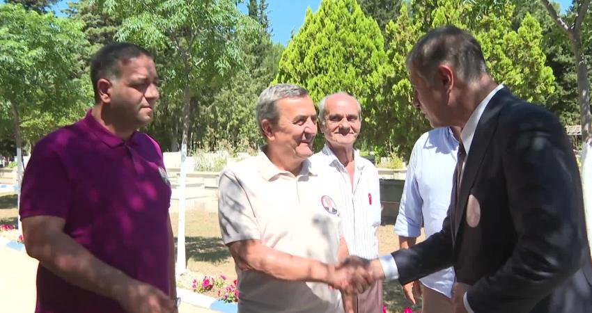 İzmir Büyükşehir Belediye Başkanı Cemil Tugay, Ahmet Piriştina'nın vefatının 22’nci