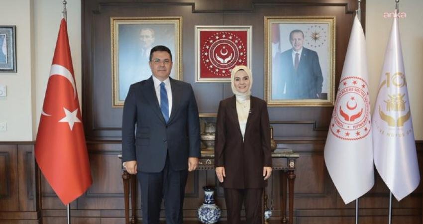 Aile ve Sosyal Hizmetler Bakanı Mahinur Özdemir Göktaş, MHP Genel