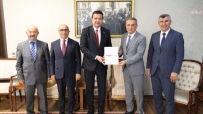 Alevi Vakıfları Federasyonu Genel Başkanı Haydar Baki Doğan ve beraberindeki