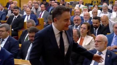 DEVA Partisi Genel Başkanı Ali Babacan, Cumhurbaşkanı Recep Tayyip Erdoğan'ın