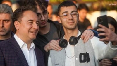 DEVA Partisi Genel Başkanı Ali Babacan, "Büyük bir emekle YKS'ye