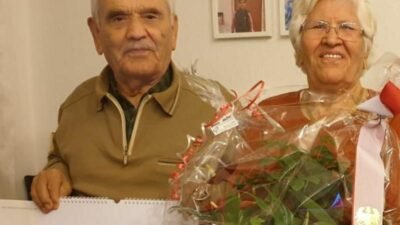 Almanya Cumhurbaşkanı Frank-Walter Steinmeier, Nürnberg’de yaşayan Hüseyin ve Nazife Arslan