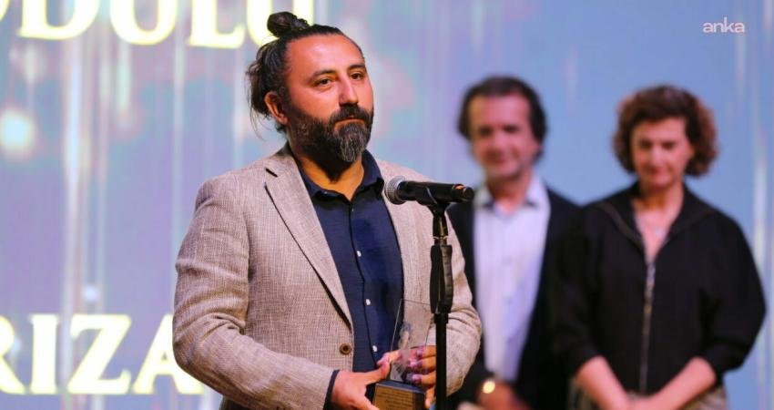 Yönetmenliğini Rıza Oylum’un üstlendiği “Yerli Yurtsuz” belgeseli, bu yıl 27’ncisi