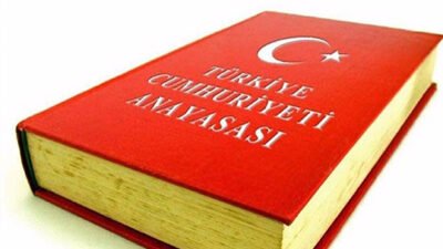 Herkesin bildiği gibi çok uzun zamandır anayasa değişikliği toplumun, daha
