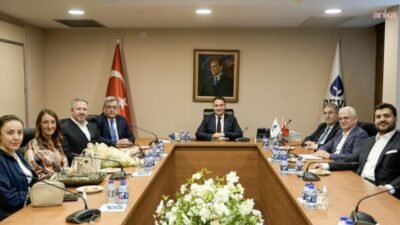 Kuyumcular ve Saatçiler Odası Başkanı Timuçin Sönmez ve heyeti, DEVA