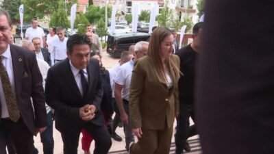 Antalya Büyükşehir Belediye Başkan Vekili Büşra Özdemir, Büyükşehir Belediyesi'nin ilçedeki
