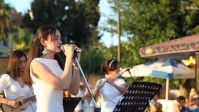 Antalya Büyükşehir Belediyesi İsmail Baha Sürelsan Konservatuvarı, Hıdırlık Kulesi’nin tarihi