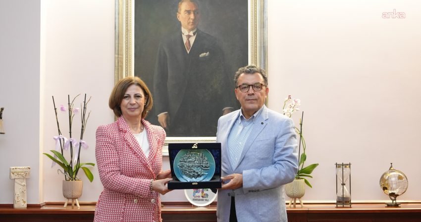 Ardahan Belediye Başkanı Faruk Demir, Eskişehir Büyükşehir Belediye Başkanı Ayşe