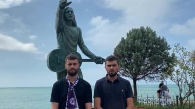 Artvin Hopaspor’un taraftar grubu Denizin Asi Çocukları, Kazım Koyuncu’yu ölümünün