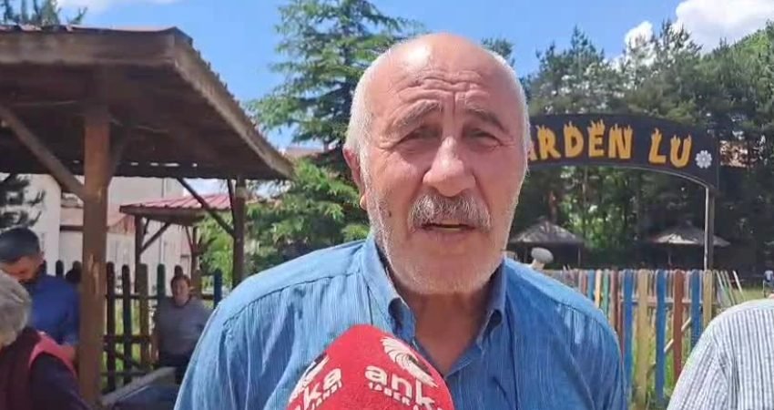 Artvinliler, kenti Şavşat üzerinden Ardahan ve Gürcistan'a bağlayan uluslararası transit