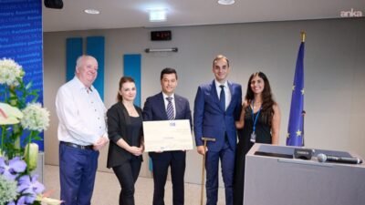 Marmaris Belediye Başkanı Acar Ünlü, Avrupa Konseyi tarafından verilen "Avrupa