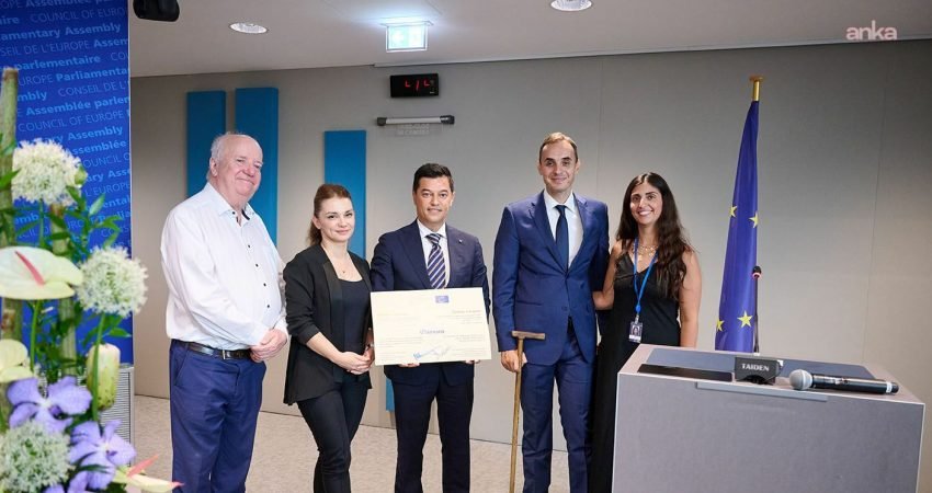 Marmaris Belediyesi, Avrupa Konseyi tarafından verilen "Avrupa Diploması" ödülünü Fransa'nın