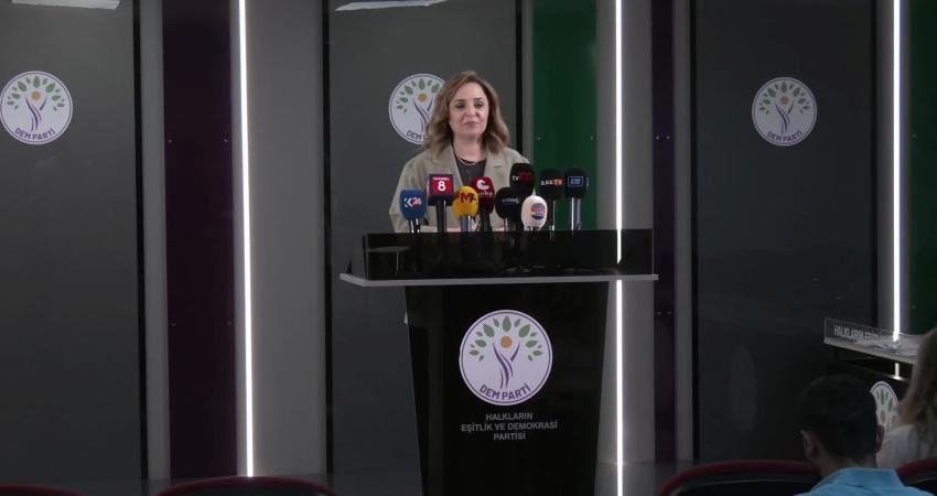 DEM Parti Sözcüsü Ayşegül Doğan, "Seçim de olsa Barış ve
