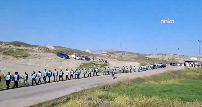  Bağımsız Maden İş Sendikası, madencilerin Ankara'ya ulaşması için sağlanan otobüslerin