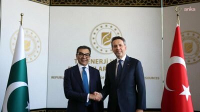 Enerji ve Tabii Kaynaklar Bakanı Alparslan Bayraktar, Pakistan Özelleştirme Bakanı