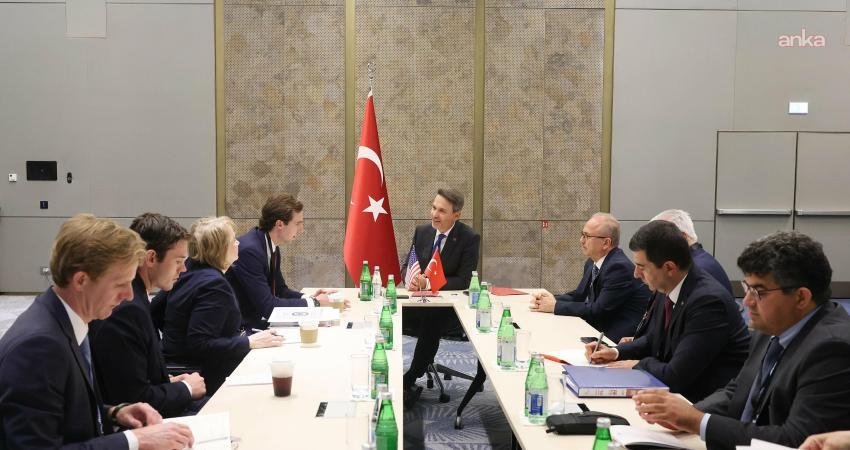 Enerji ve Tabii Kaynaklar Bakanı Alparslan Bayraktar, Bakü Enerji Haftası