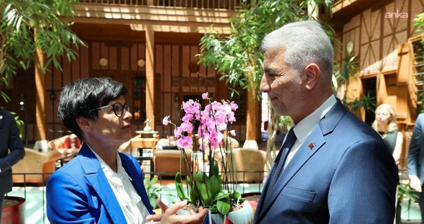 Ticaret Bakanı Ömer Bolat, Avrupa Komisyonu Genişleme Komiseri Marta Kos