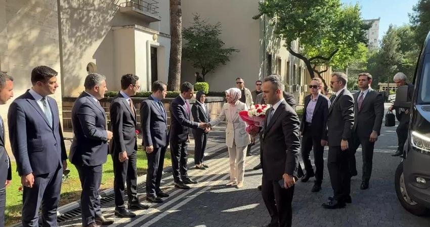 Aile ve Sosyal Hizmetler Bakanı Mahinur Özdemir Göktaş, Diyarbakır’da huzurevi,