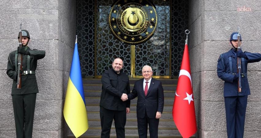 Bakan Güler, Rüstem Umerov ile görüştü Milli Savunma Bakanı Yaşar Güler, Ukrayna Milli Güvenlik ve Savunma