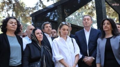 DEM Parti Eş Genel Başkanı Tuncer Bakırhan, Savaş Buldan anmasında