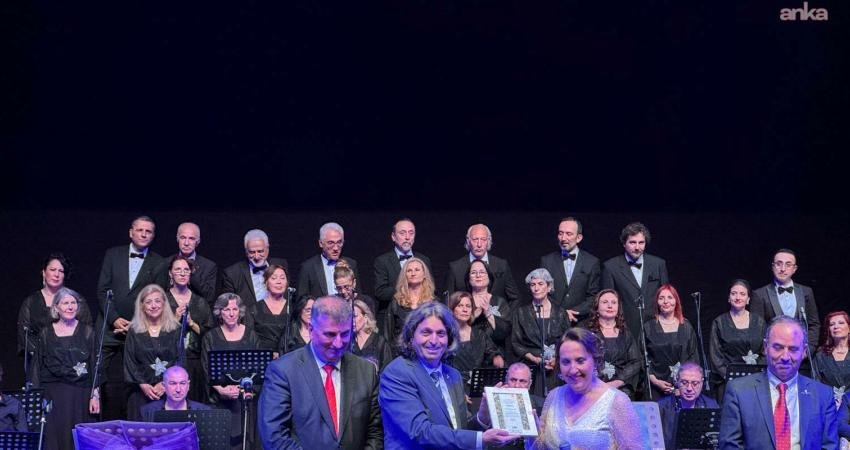 Bakırköy Belediyesi Türk Sanat Müziği Korosu, Şef Nevin Yılmaz yönetiminde