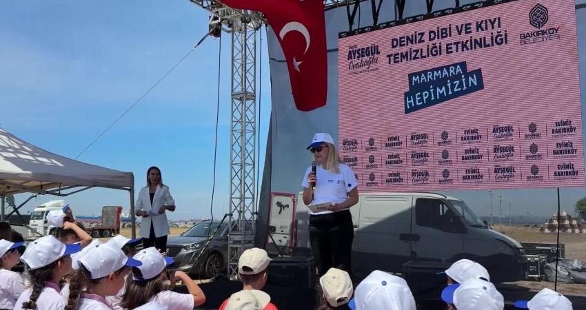 Bakırköy Belediye Başkanı Ayşegül Ovalıoğlu, Marmara Denizi Günü dolayısıyla Yeşilköy