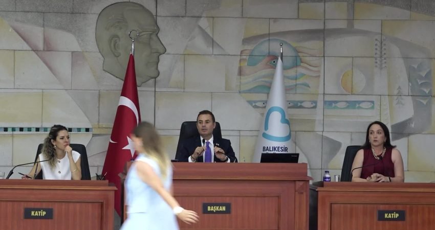 Balıkesir Büyükşehir Belediyesi Su ve Kanalizasyon İdaresi Genel Kurulu'nda su