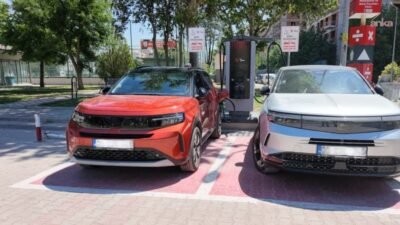 Bayraklı Belediyesi, elektrikli araç kullanıcılarına yönelik önemli bir yatırımı daha